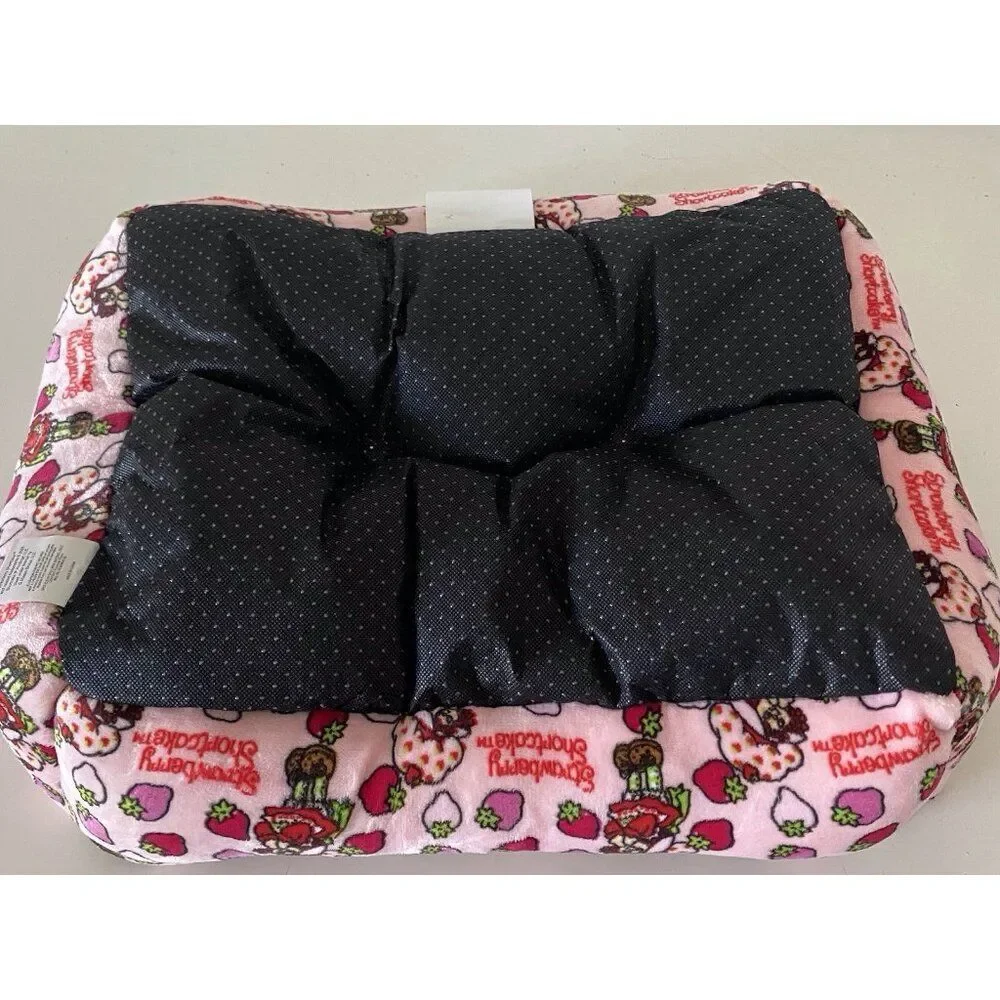 Strawberry Shortcake Dog Cat Pet Cuddler Bed 20 X 16 X 6” Pink Soft Velvet‎ NEW